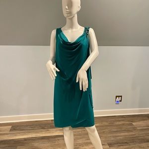 NWT! Size large Max & Cleo sleeveless teal party dress. Perfect condition.